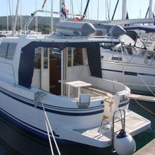 Adria 1002