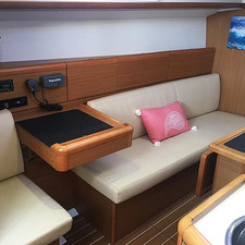 Sun Odyssey 33i