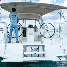 Oceanis 38