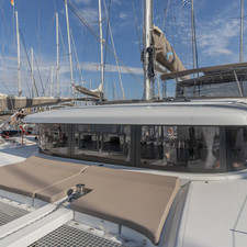 Lagoon 42 ( 4 dbl / 2 singles 10)