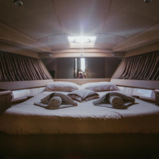Ferretti 460