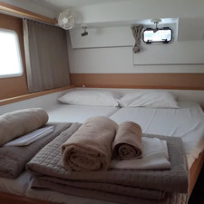 Lagoon 450F