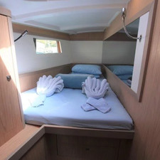Oceanis 48
