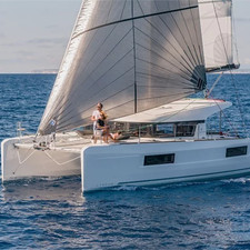Lagoon 40 (4Cab)