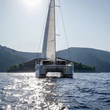 Fountaine Pajot Helia 44