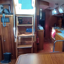 Dufour 325