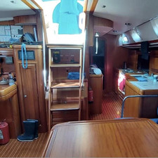 Dufour 325
