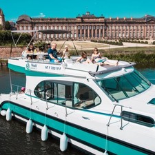 Cantieri estensi goldstar 560 c fly