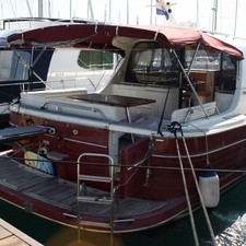 SAS Adriana 44