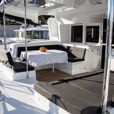 Lagoon 450 F