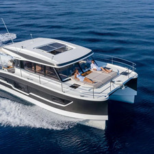 Fountaine Pajot MY4.S