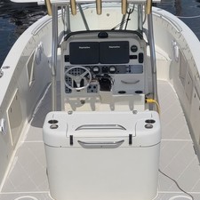 Hydra-Sports Vector 2900 CC