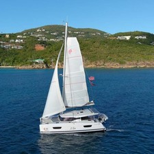 Fountaine Pajot Lucia 40