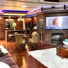Majestic Houseboat