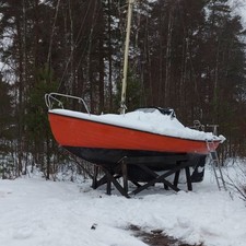 Парусная яхта J17