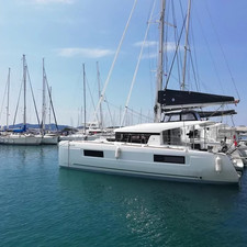 Lagoon 40 - 3 + 2 cab