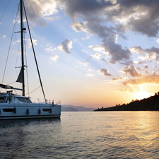 Helia 44
