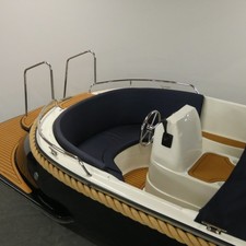 Avon Tender Grand 670