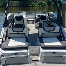 Yamaha Boats 275 SE