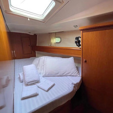 Sun Odyssey 49