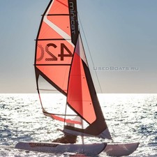 MiniCat 420 Instinct