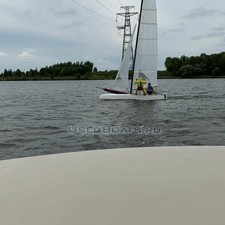 Катамаран f16