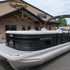 Bennington 22 LSR SPS