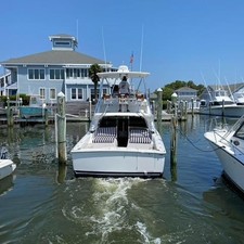 Bertram Flybridge Cruiser