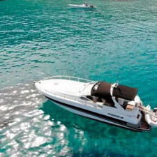 Pershing 39