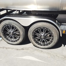 Tahoe Pontoon 2385 WT WakeToon