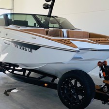 Malibu Wakesetter 23 MXZ