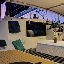 Alugel KURT HUGHES 43 (diaria) HUGHES