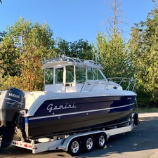 Glacier bay isle runner blue hull 2670