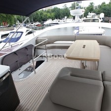 Princess Yachts V52