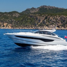 Princess Yachts V40