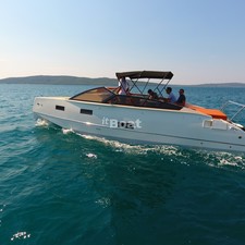 Velvette Cruiser 33 Intelligent