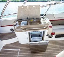 Formula 350 Crossover Bowrider