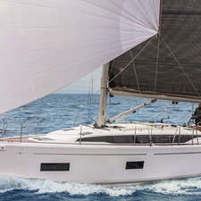 Bavaria C38