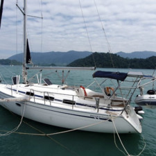 Bavaria 33 Cruiser