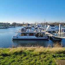 Otter Luxboot Klasse