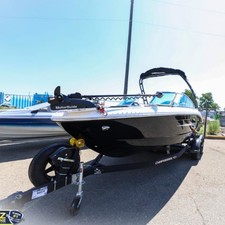 Chaparral SSi Series 21 Ski & Fish
