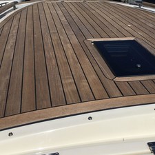 Chris-Craft 28 Corsair