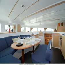 Lagoon 380 - 4 + 2 cab.