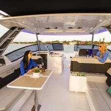 Aquila 32 Sport
