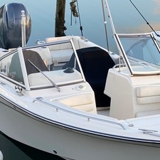 Grady-White Freedom 192