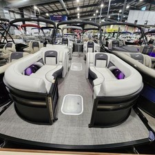 60 x 16 tri-toon passenger vessel