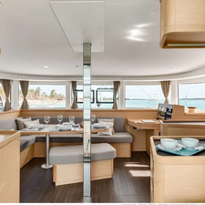 Lagoon 42 (A/C + WaterMaker)