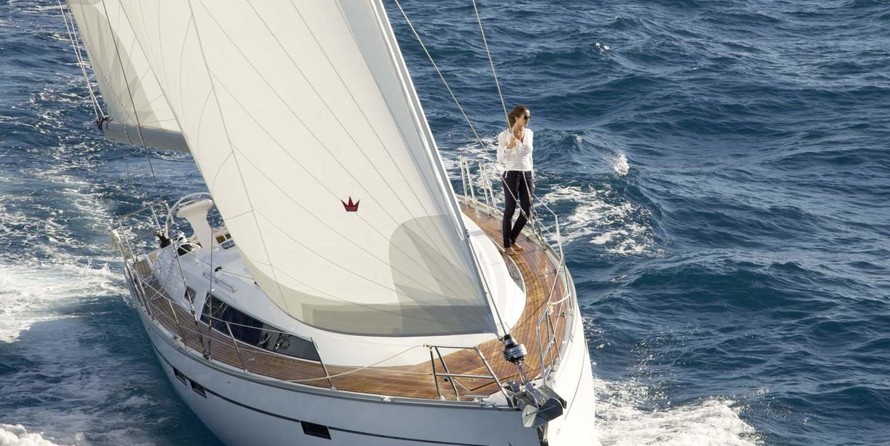 Bavaria 37