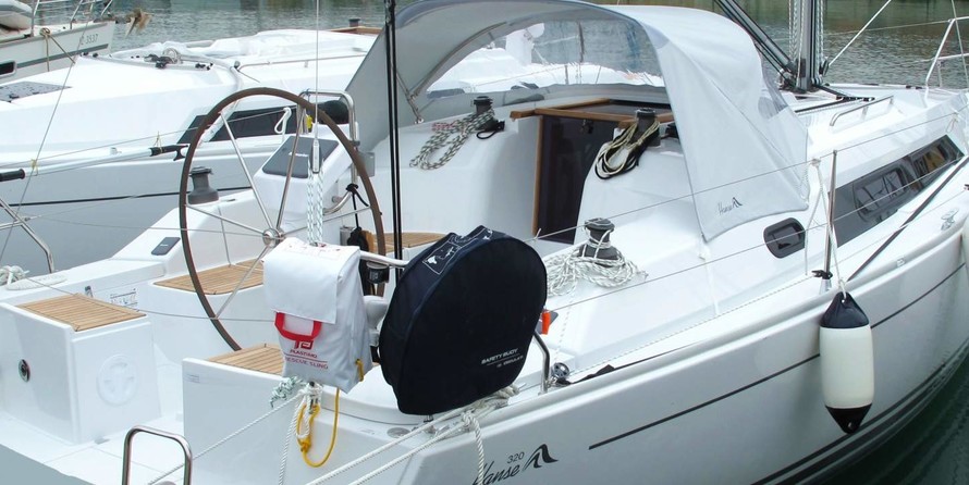 Hanse 320