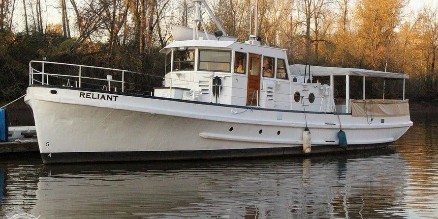 Custom-Craft Box Boat 63